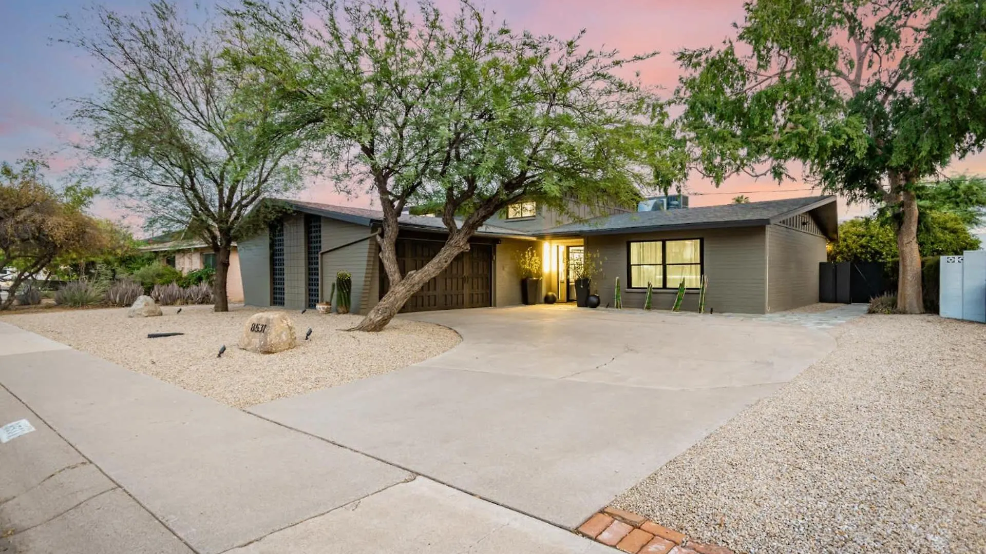 Casa vacanze Villa Solanova Designer Oasis With Cocktail Pool & Theater Scottsdale